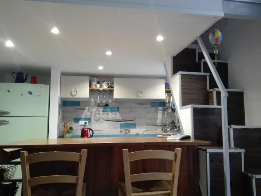 Joyfull Home In The Historical Center Neapel Exterior foto